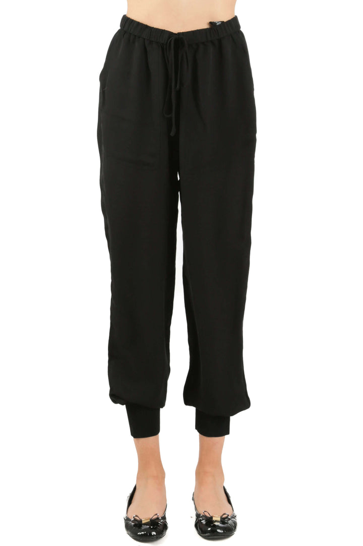 Pantalón Theory NWT negro, vista frontal – ClosetRehab