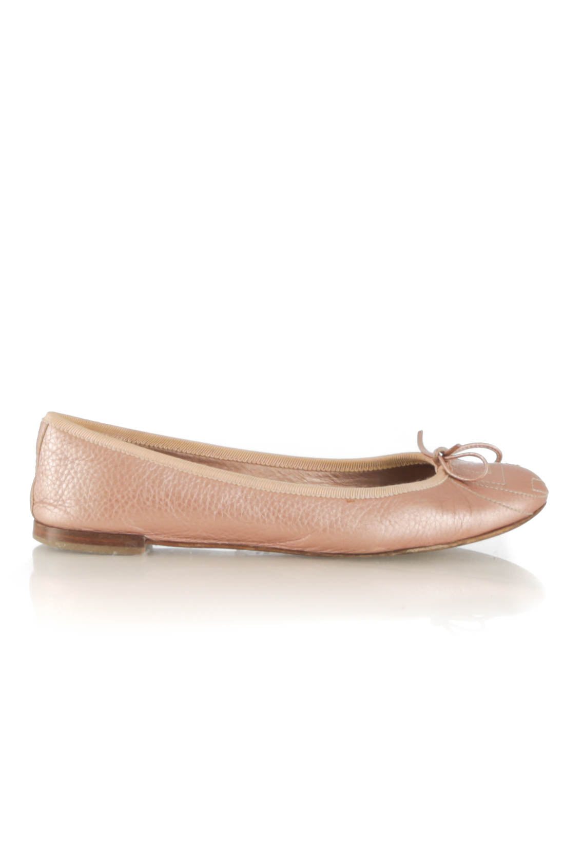 Gucci, Talla 7 USA