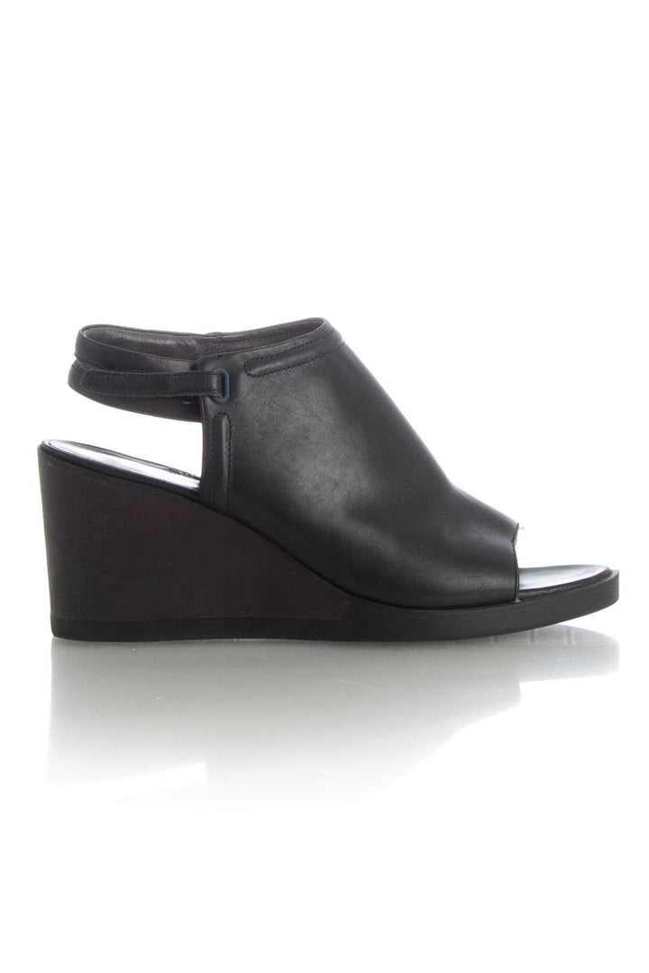 Zapato Camper negro, vista frontal – ClosetRehab