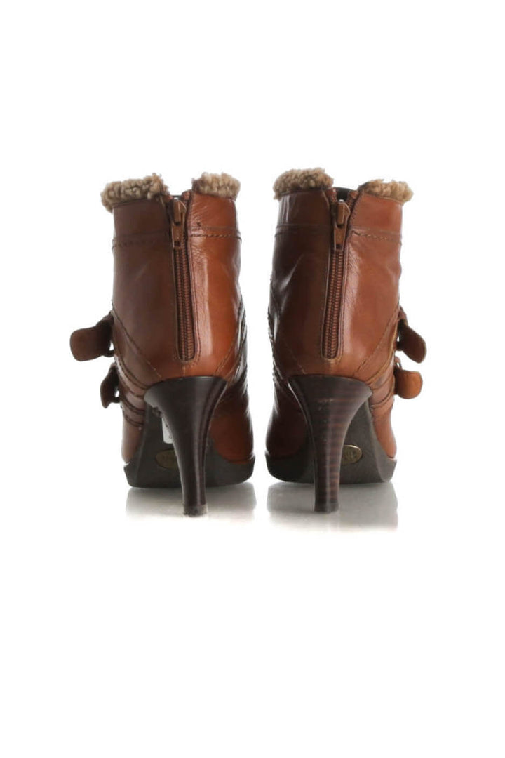 Zapato Stuart Weitzman, detalle – ClosetRehab