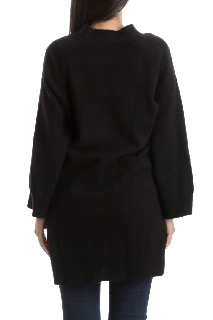 Blusa Ann Taylor Loft negro, vista posterior – ClosetRehab