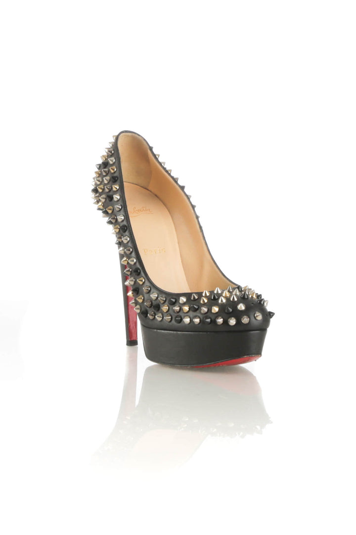Zapato Christian Louboutin, vista posterior – ClosetRehab