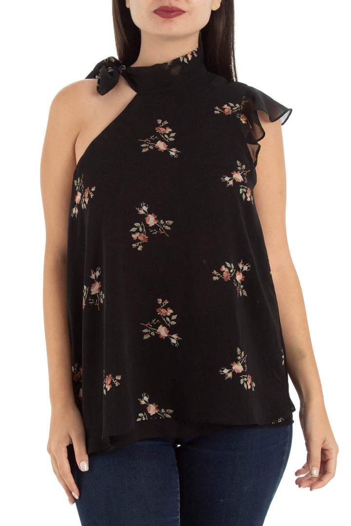 Blusa BCBGeneration negro, vista frontal – ClosetRehab