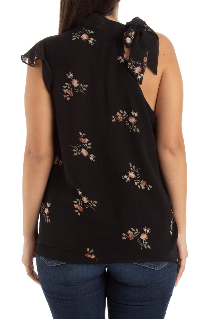 Blusa BCBGeneration negro, vista posterior – ClosetRehab