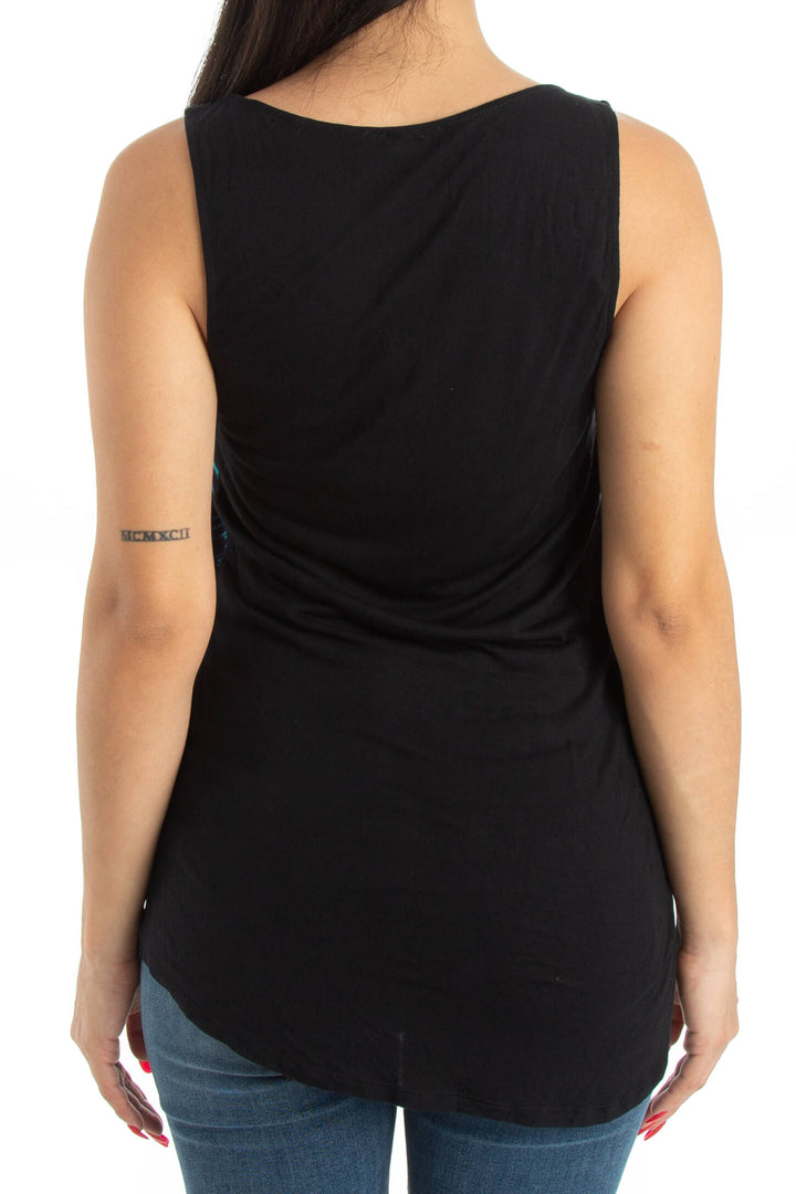 Blusa Express de tirantes estampado zigzag azul y espalda negra, vista posterior