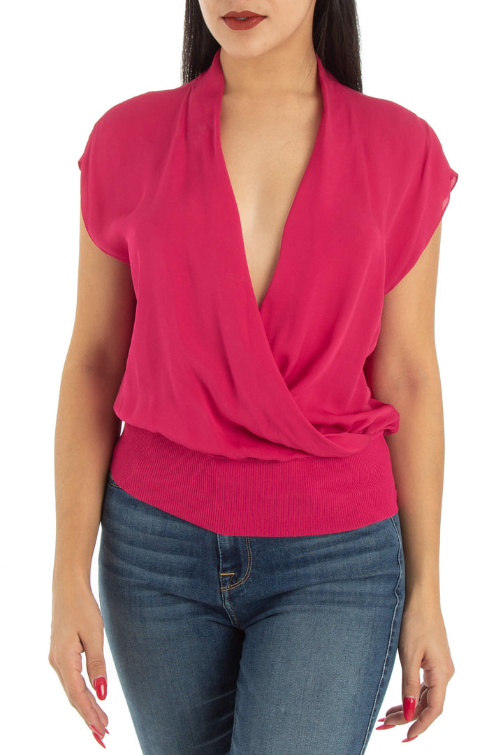 Blusa Theory rosa, vista frontal – ClosetRehab