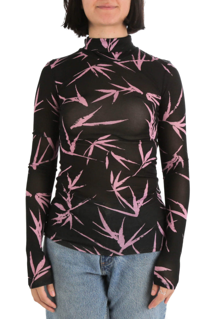 Blusa BCBG Maxazria NWT estampado y negro, vista frontal – ClosetRehab