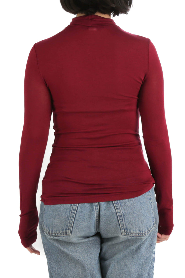 Blusa BCBG Maxazria rojo, vista posterior – ClosetRehab