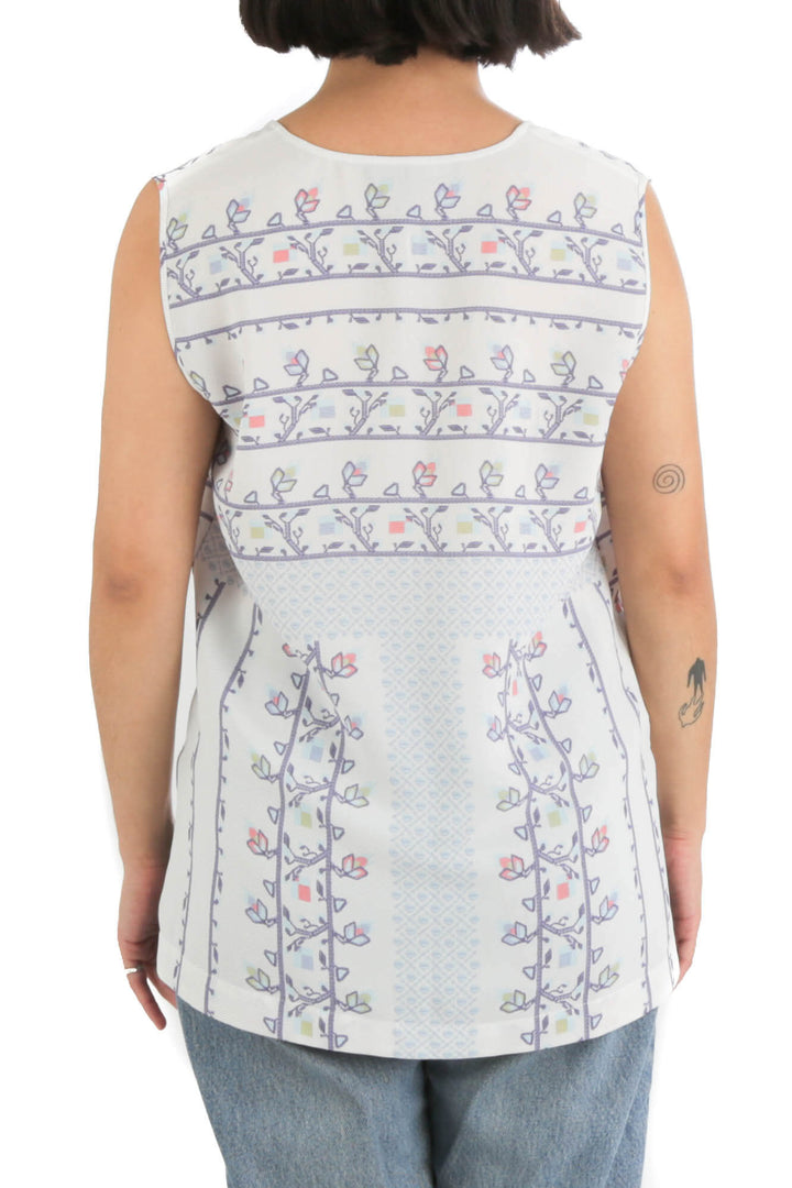 Blusa BCBG Maxazria azul, vista posterior – ClosetRehab
