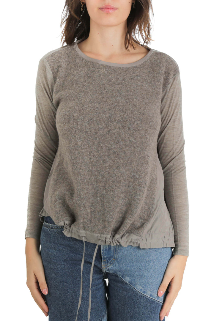 Blusa Ambrosi gris, vista frontal – ClosetRehab