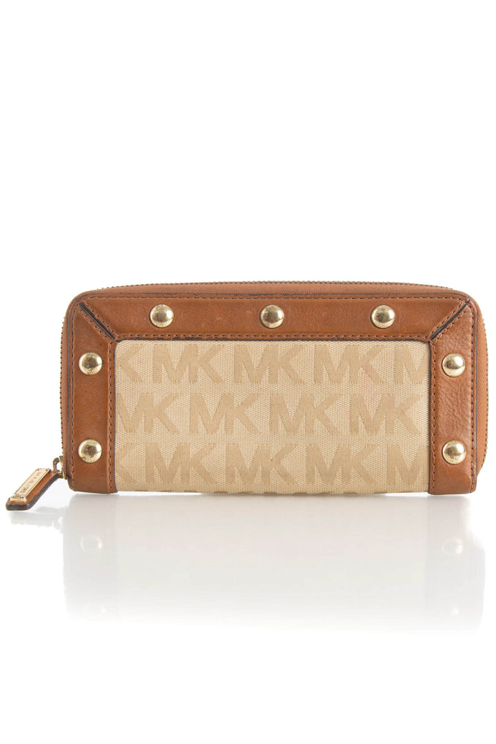 Cartera Michael Kors beige y café, vista frontal – ClosetRehab