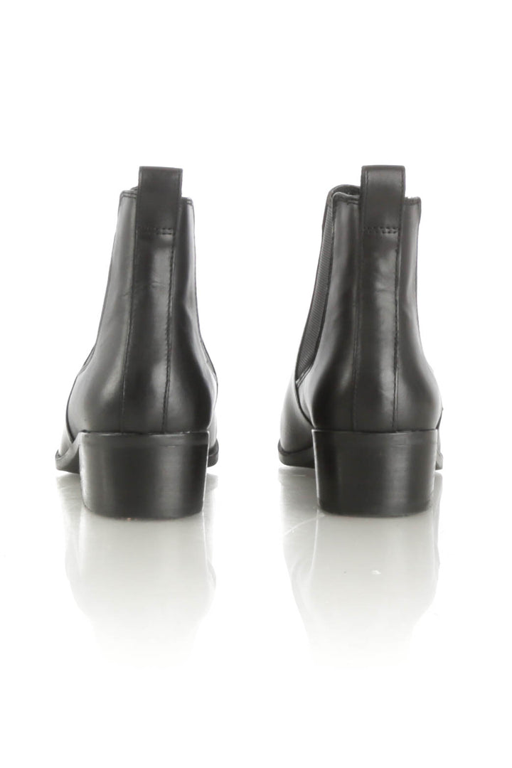 Zapato Steve Madden negro, detalle – ClosetRehab