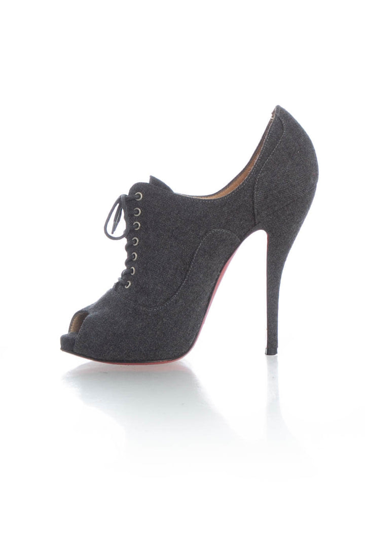 Zapato Christian Louboutin azul, vista lateral – ClosetRehab