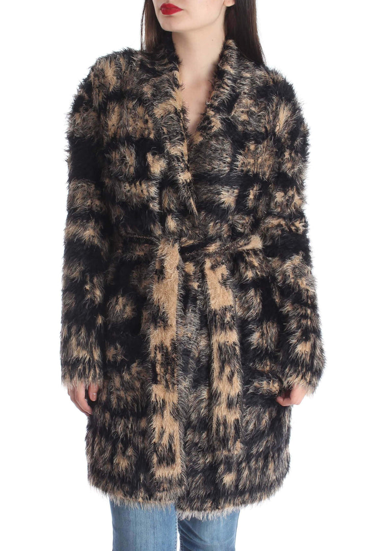 Abrigo BCBGMAXAZRIA beige y negro, vista frontal – ClosetRehab