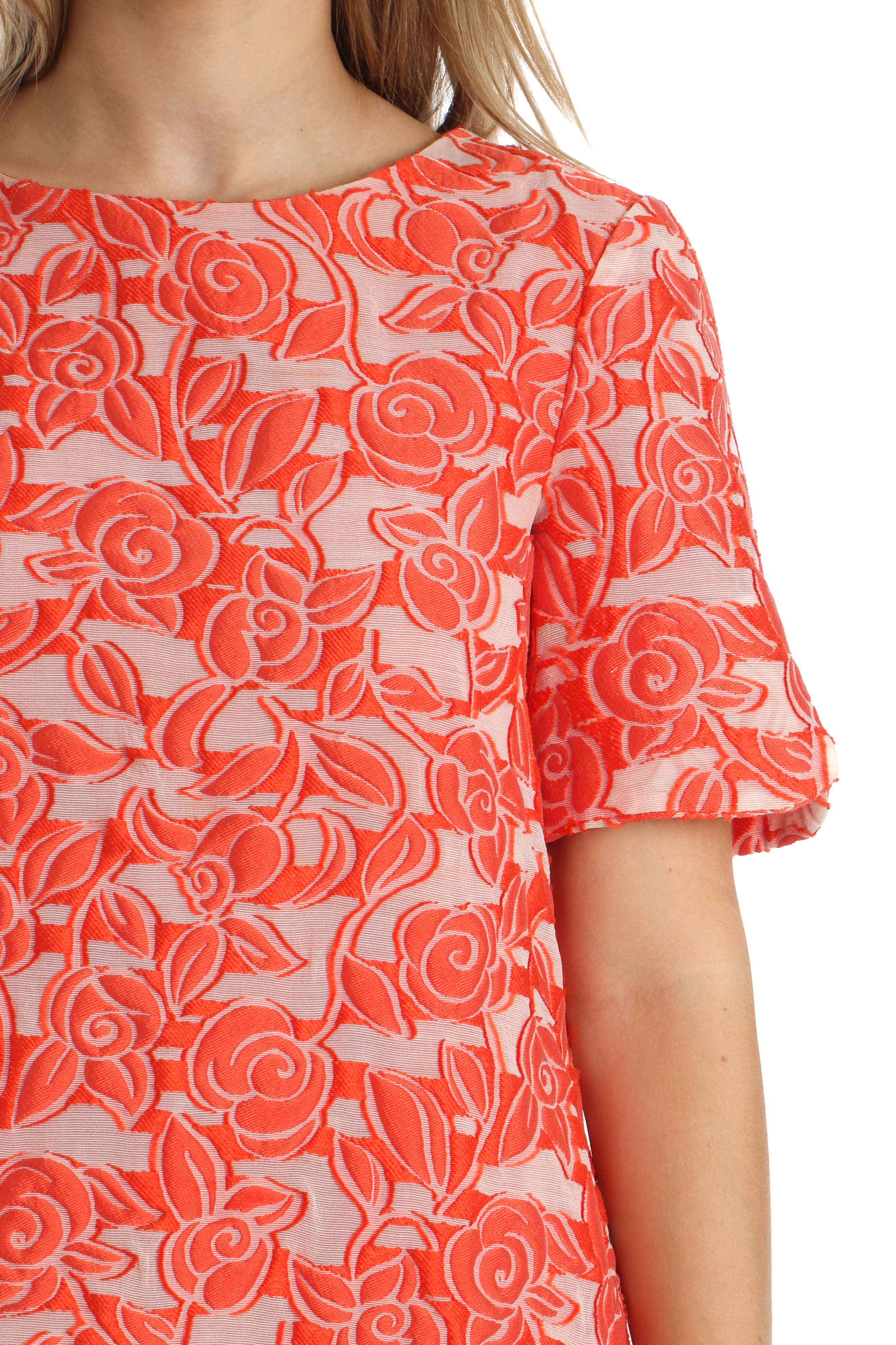 Armani Collezioni, Talla 2