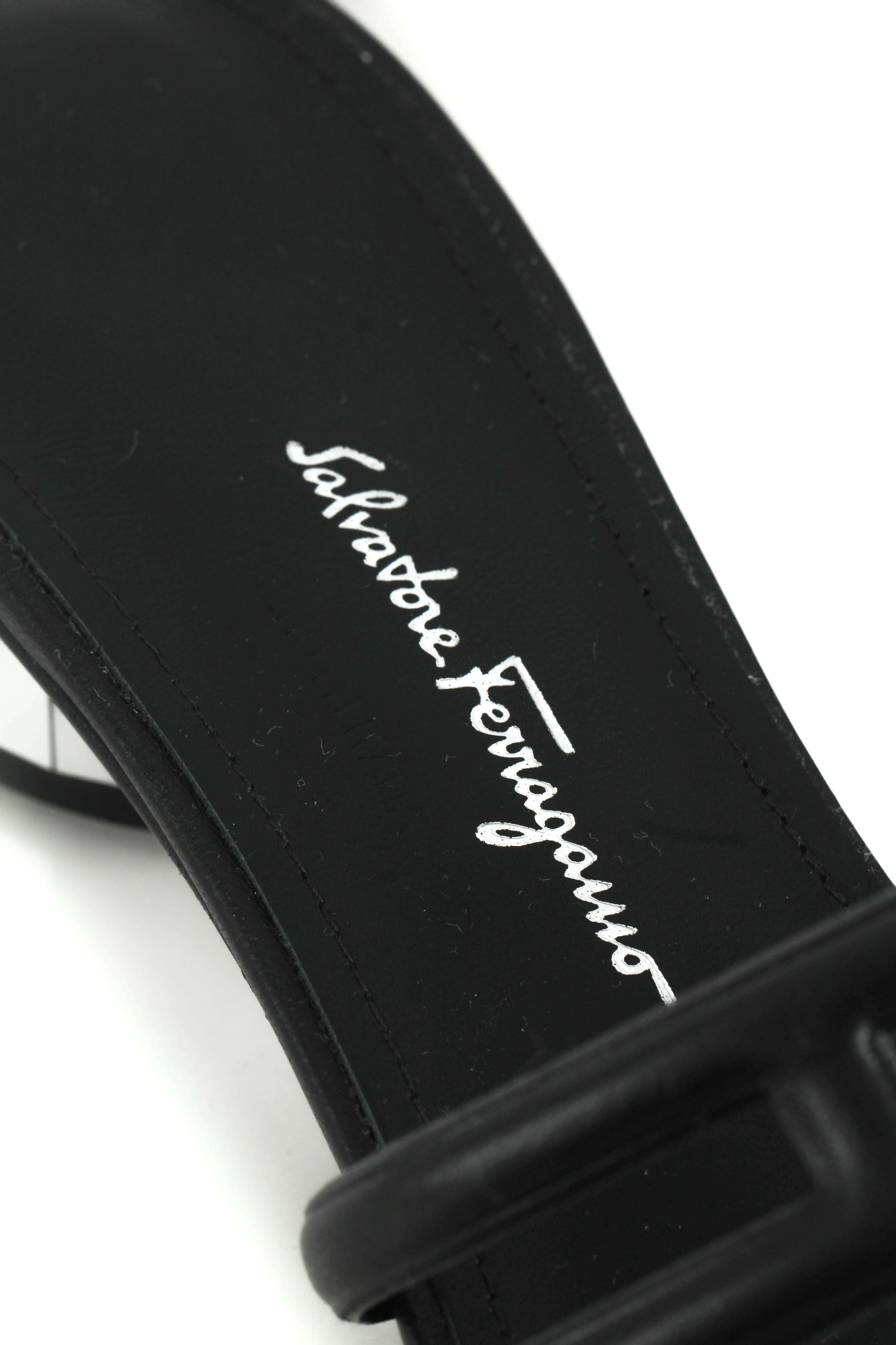 Salvatore Ferragamo, 6 USA