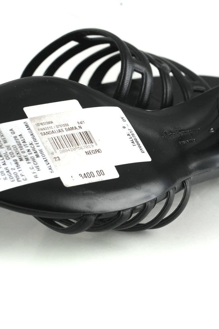 Zapato Salvatore Ferragamo negro, detalle 11 – ClosetRehab