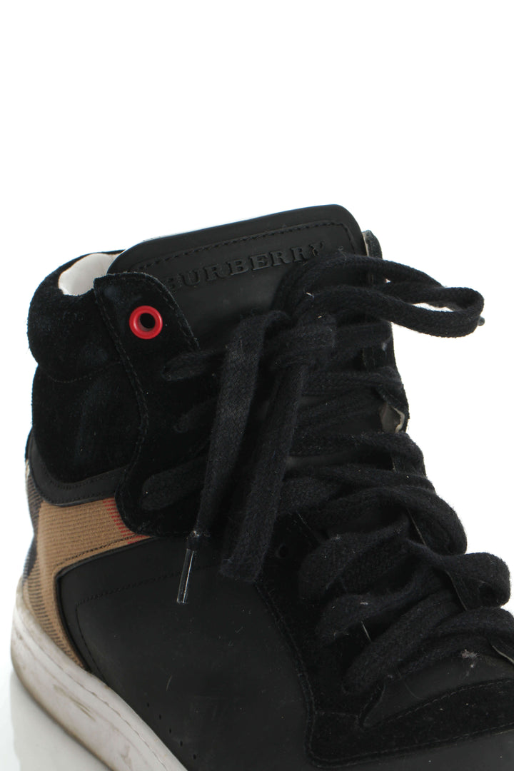 Zapato Burberry estampado y negro, detalle 9 – ClosetRehab