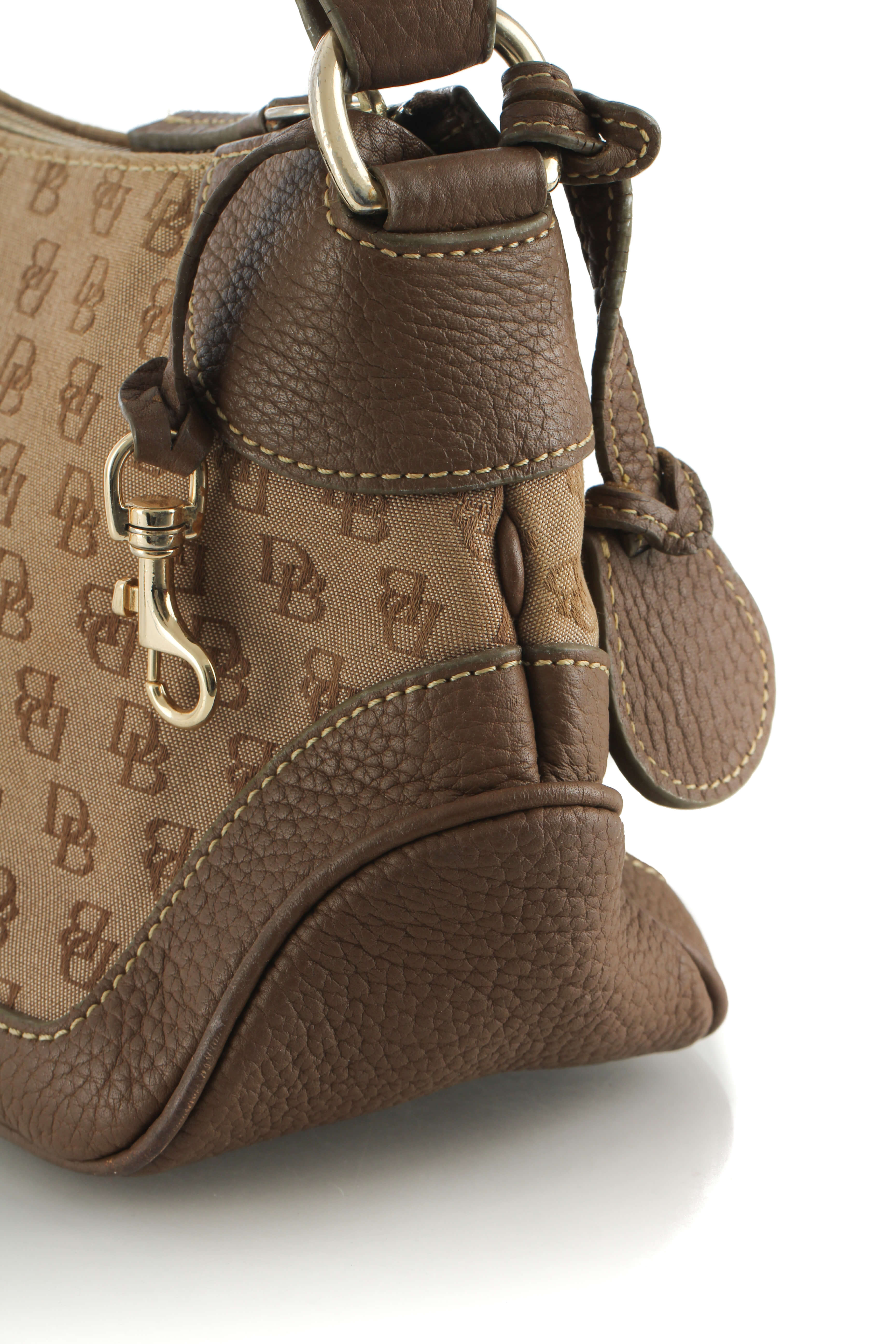 Dooney & Bourke