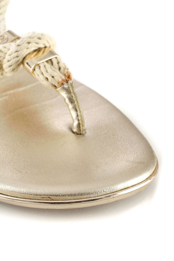 Zapato Michael Kors dorado, detalle 8 – ClosetRehab