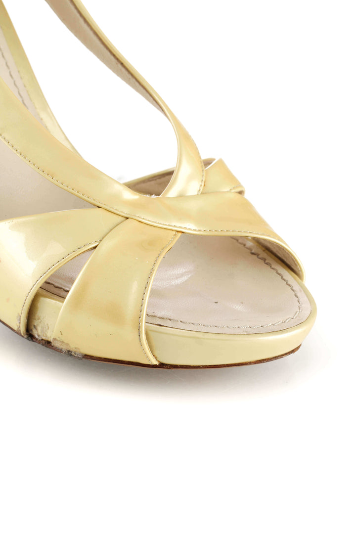 Zapato Louis Vuitton amarillo y dorado, detalle 10 – ClosetRehab
