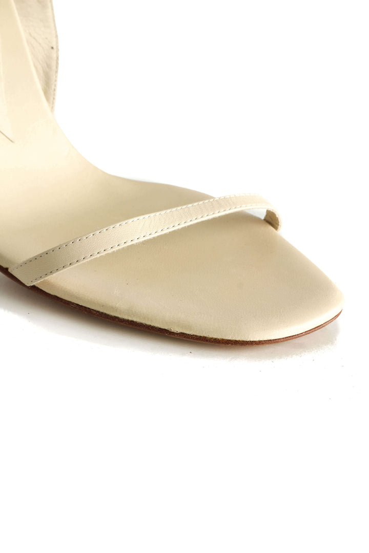 Zapato BCBG Maxazria beige, detalle 8 – ClosetRehab