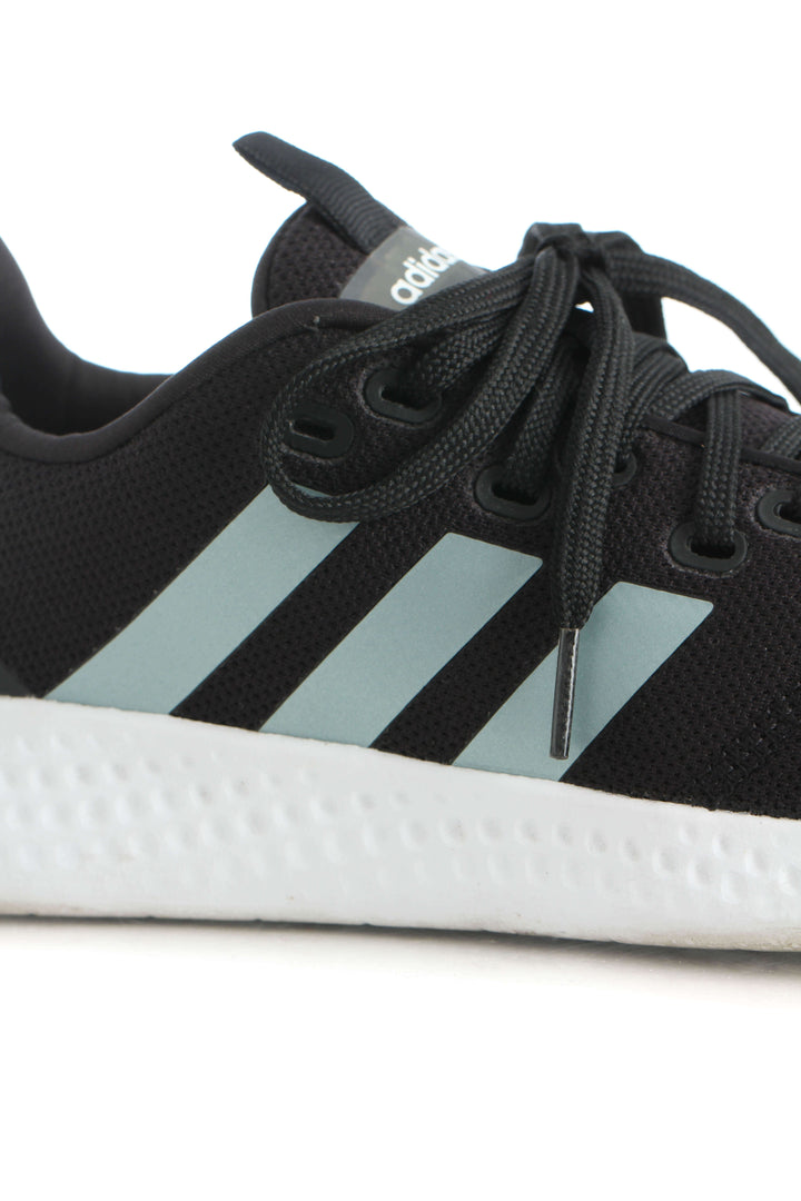 Zapato Adidas negro, detalle 10 – ClosetRehab
