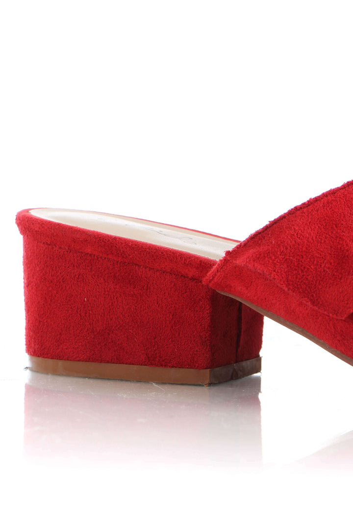 Zapato Qupid rojo, detalle 8 – ClosetRehab