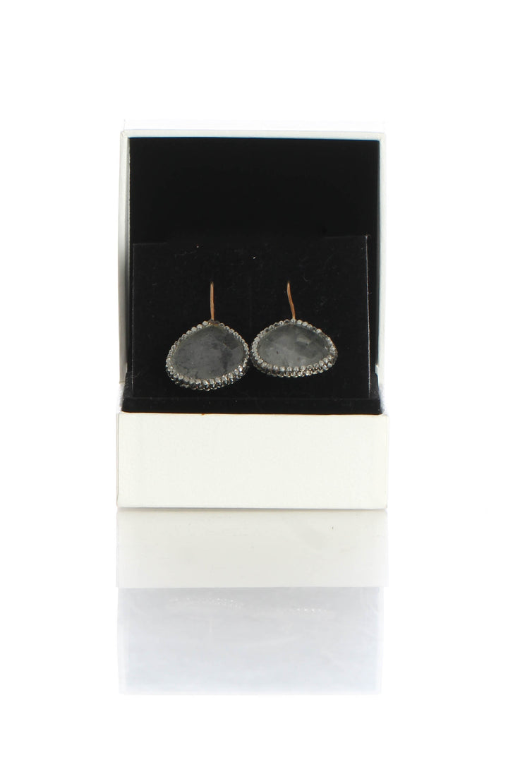 Arete Roni Blanshay, vista frontal – ClosetRehab