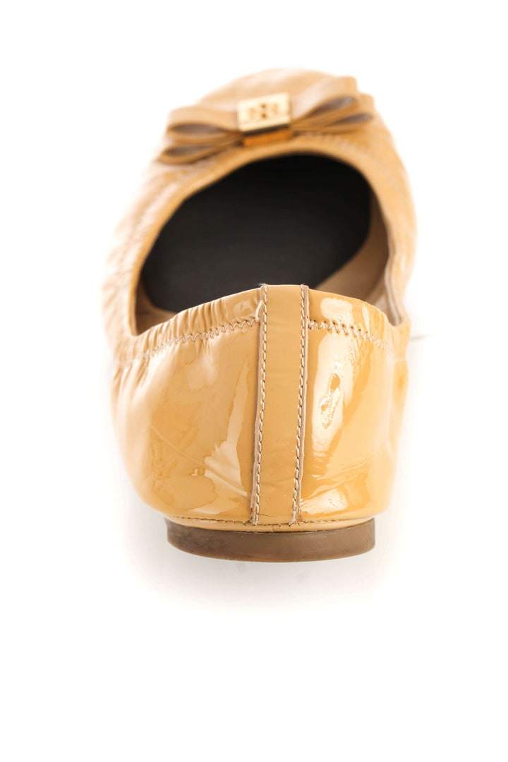 Zapato Tory Burch café, detalle 8 – ClosetRehab