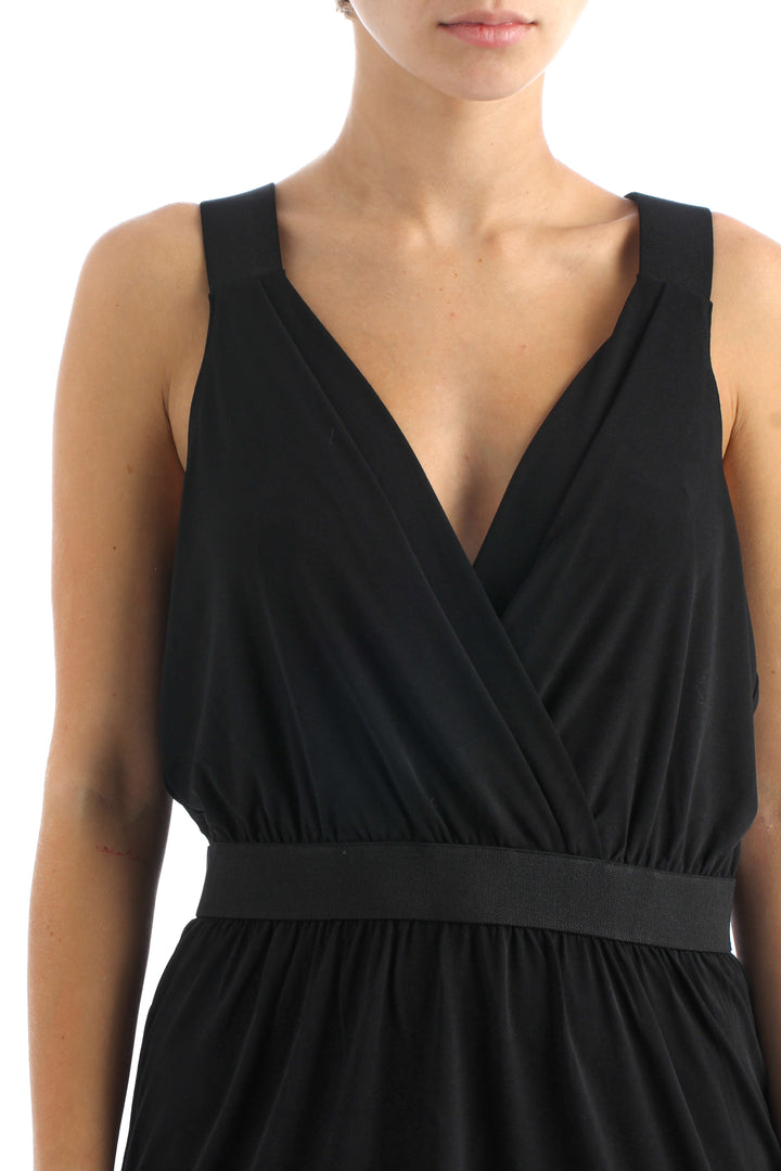 Vestido BCBG Generation NWT negro, vista lateral – ClosetRehab