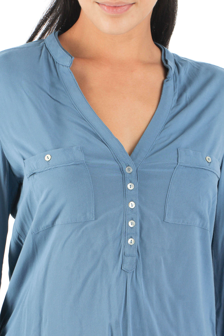 Blusa Rw & Co azul, vista lateral – ClosetRehab