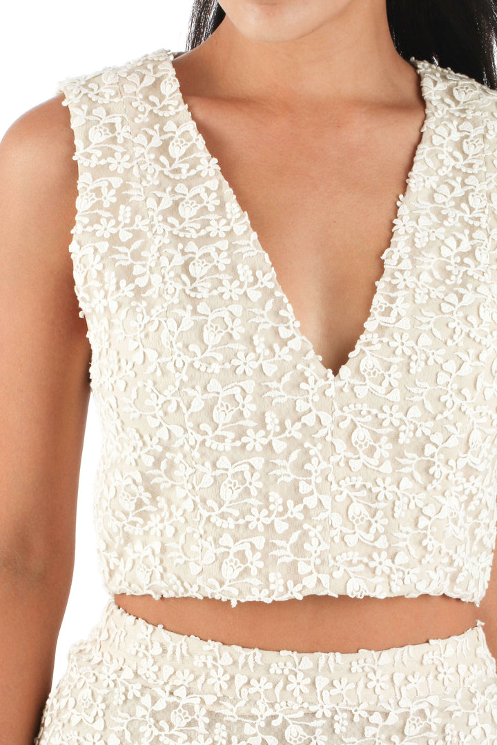 Conjunto Alice + Olivia beige, vista lateral – ClosetRehab