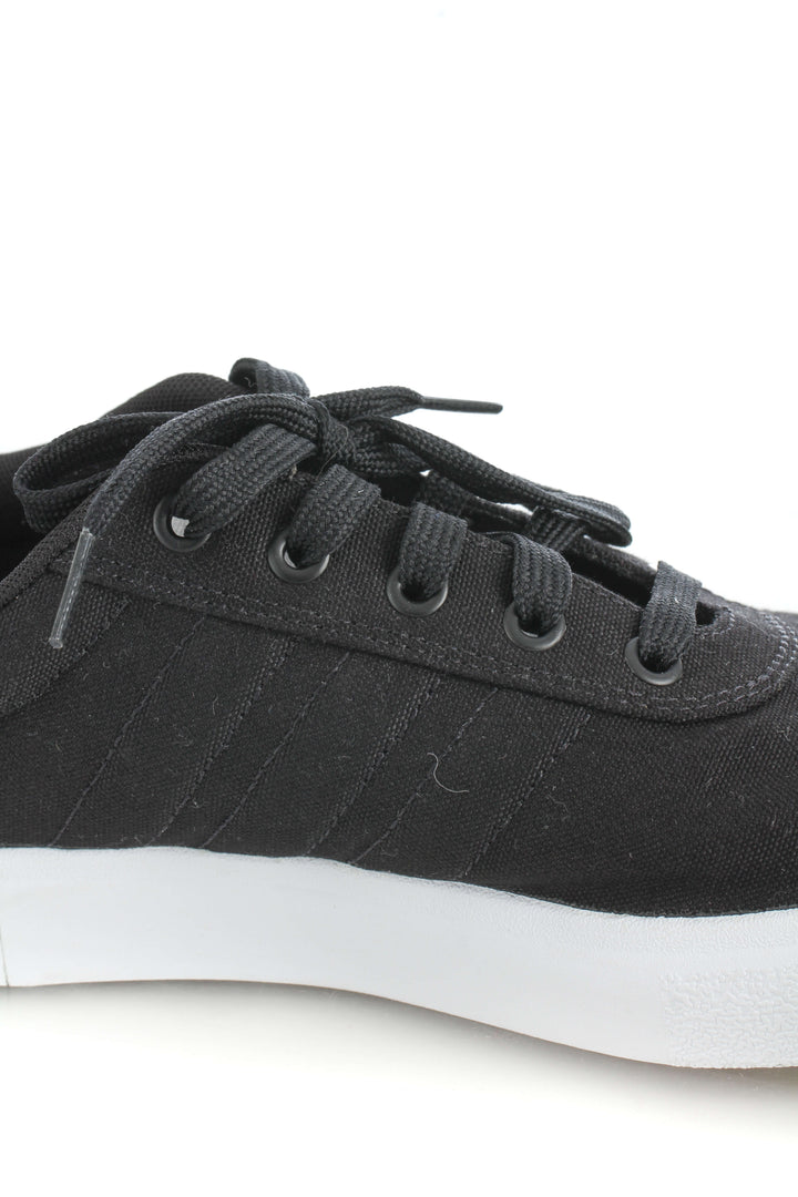 Zapato Adidas negro, detalle 7 – ClosetRehab
