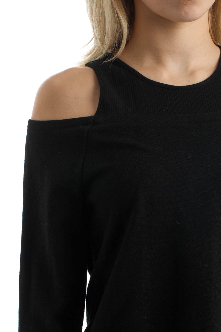 Blusa Monrow negro, vista lateral – ClosetRehab