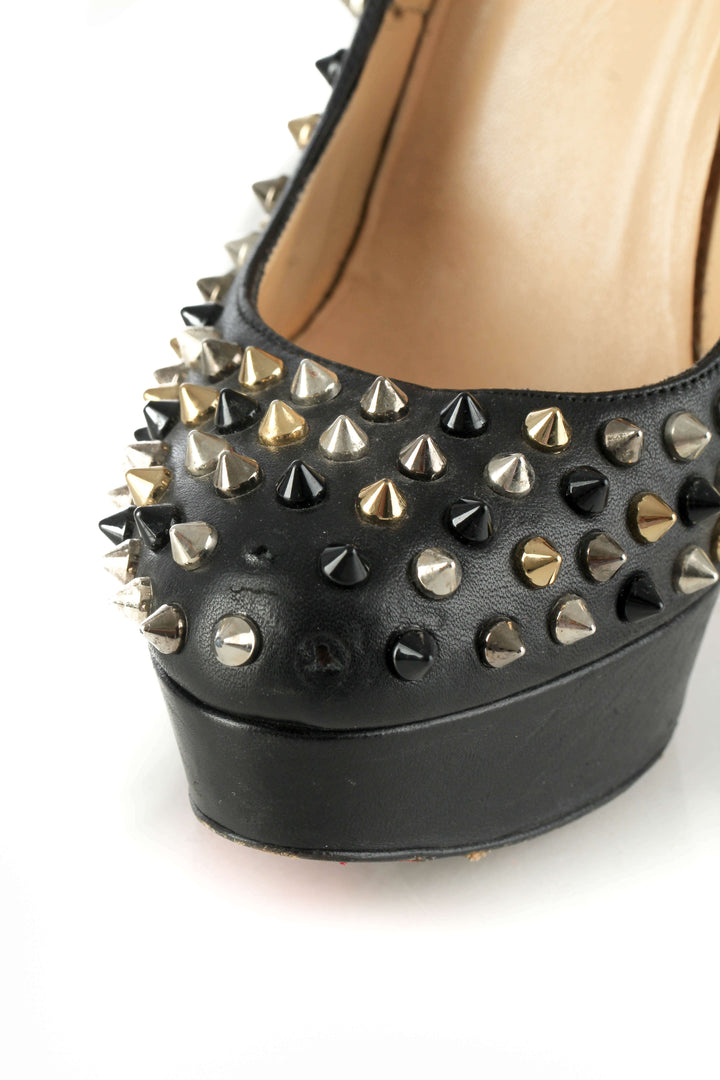 Zapato Christian Louboutin, detalle 9 – ClosetRehab