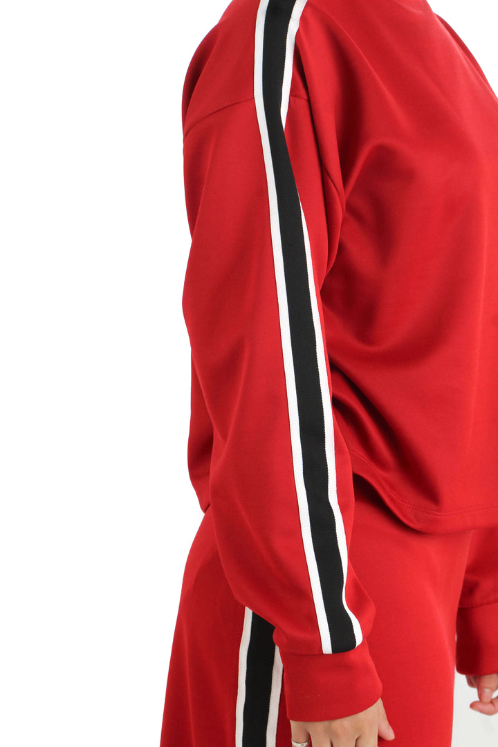 Conjunto MNG rojo, vista lateral – ClosetRehab