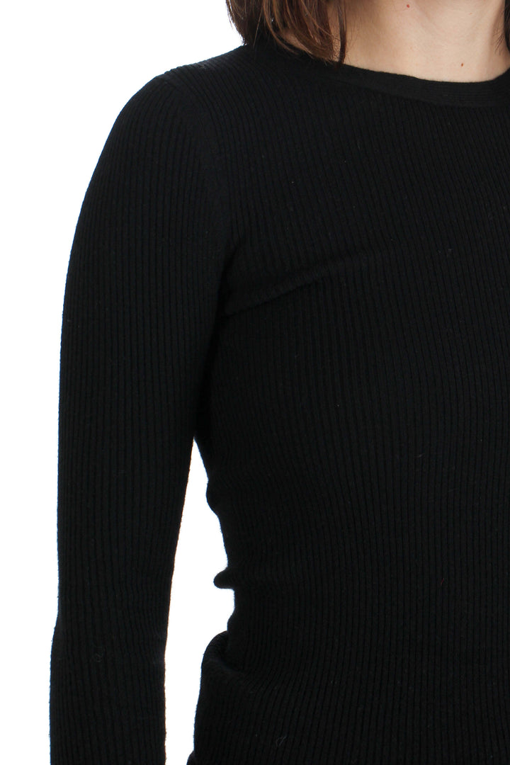 Blusa Theory negro, vista lateral – ClosetRehab
