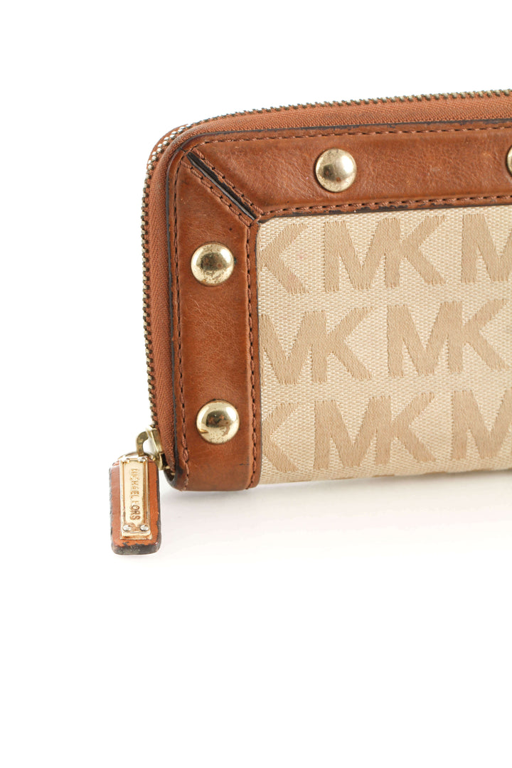 Cartera Michael Kors beige y café, vista lateral – ClosetRehab