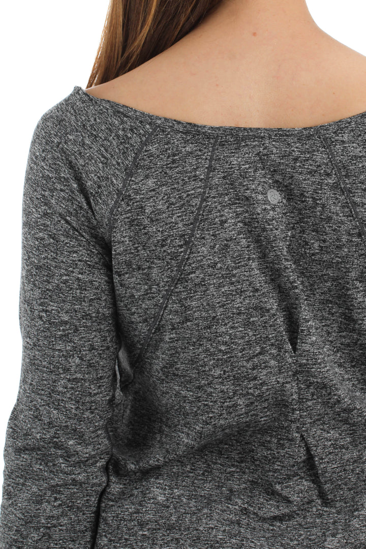 Blusa Zella gris, vista lateral – ClosetRehab
