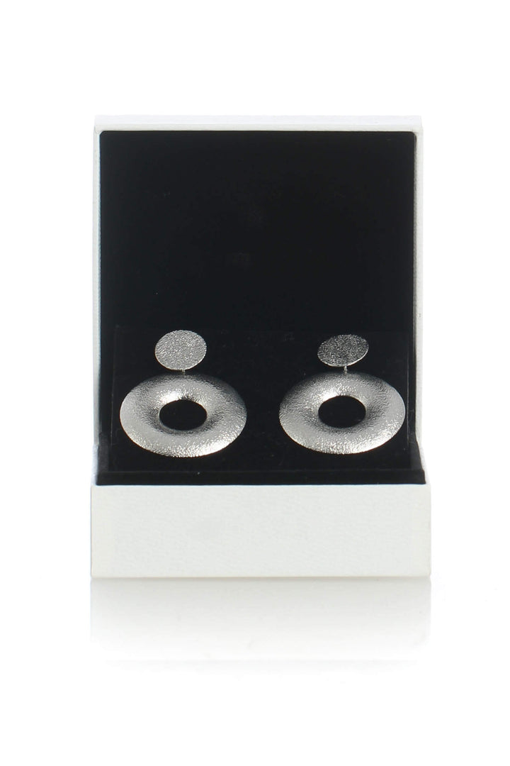 Aretes, vista frontal – ClosetRehab