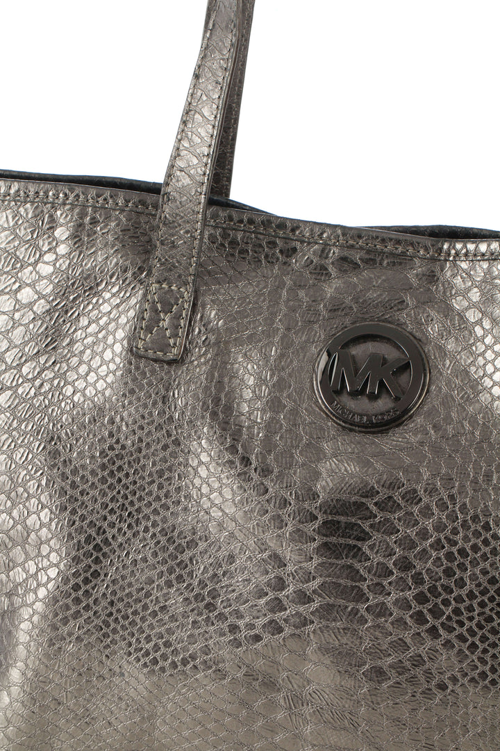 Bolsa Michael Kors gris, detalle 8 – ClosetRehab