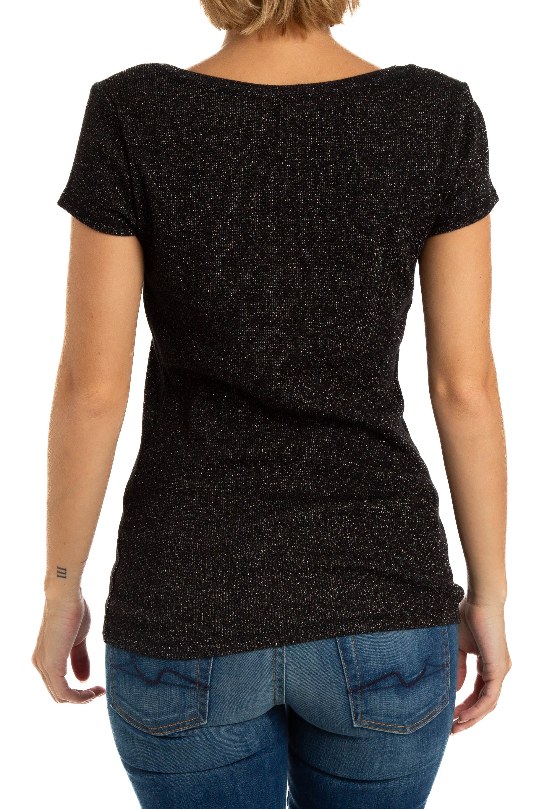 White House Black Market, Talla S