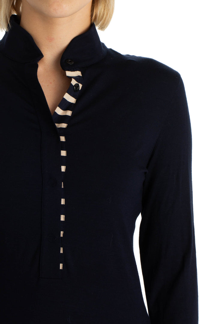 Blusa Akris Punto azul, detalle – ClosetRehab