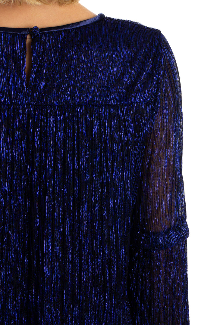 Blusa BCBG Maxazria azul, detalle 6 – ClosetRehab