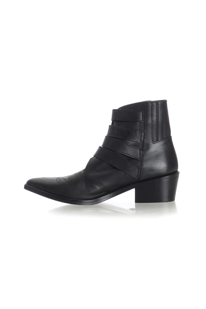Zapato Toga Pulla, detalle – ClosetRehab