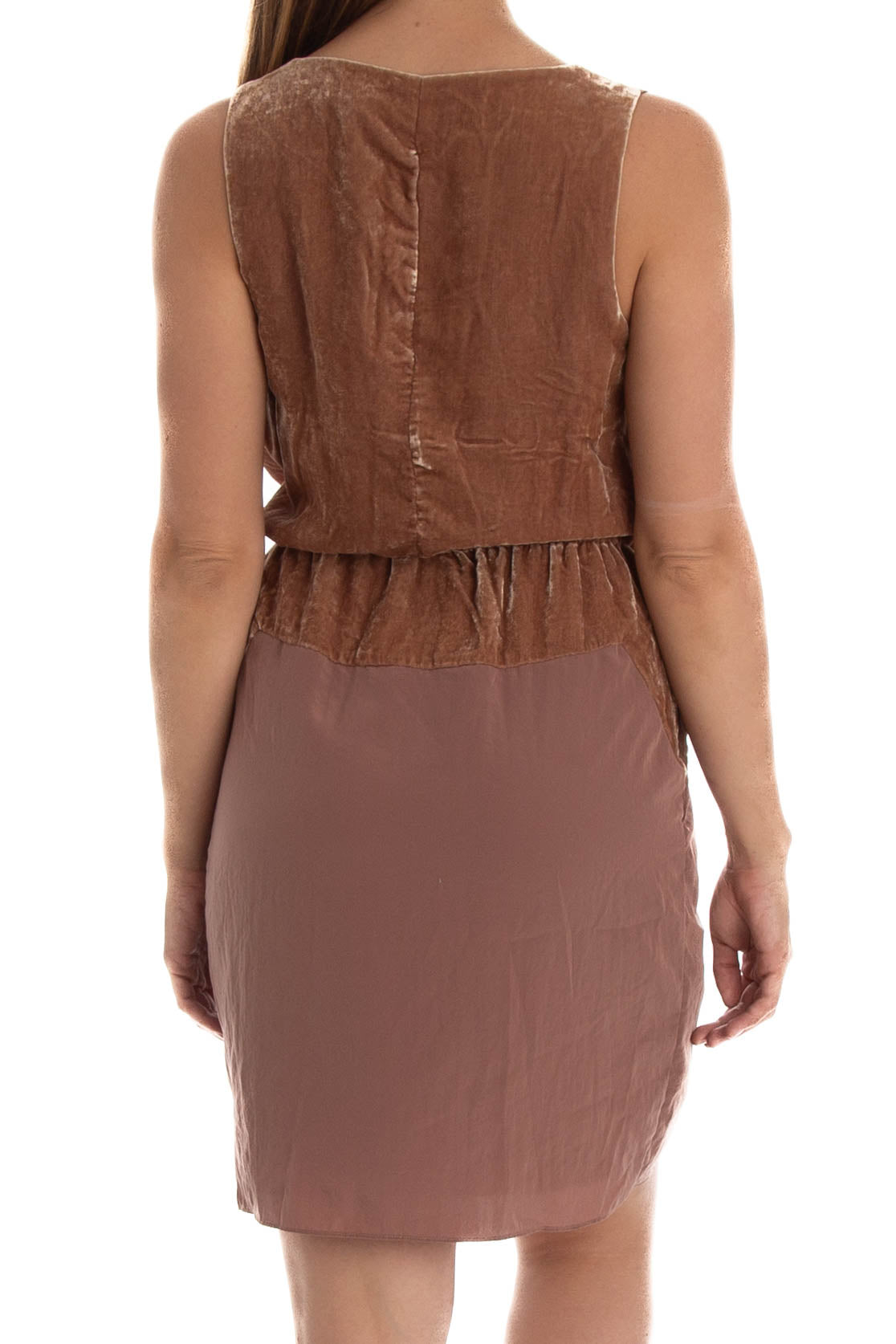 BCBG Generation, Talla M
