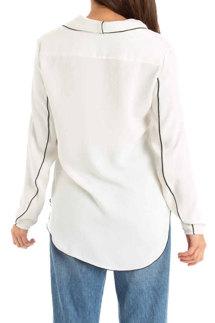 Blusa Babaton blanca con vivos negros, vista posterior