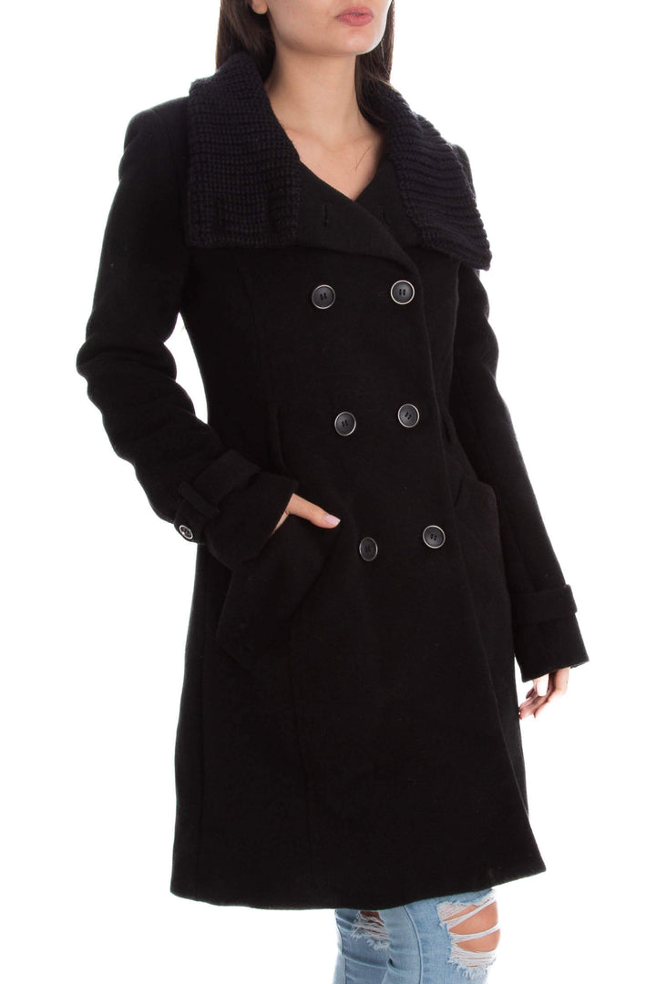 Abrigo Mango negro, vista posterior – ClosetRehab